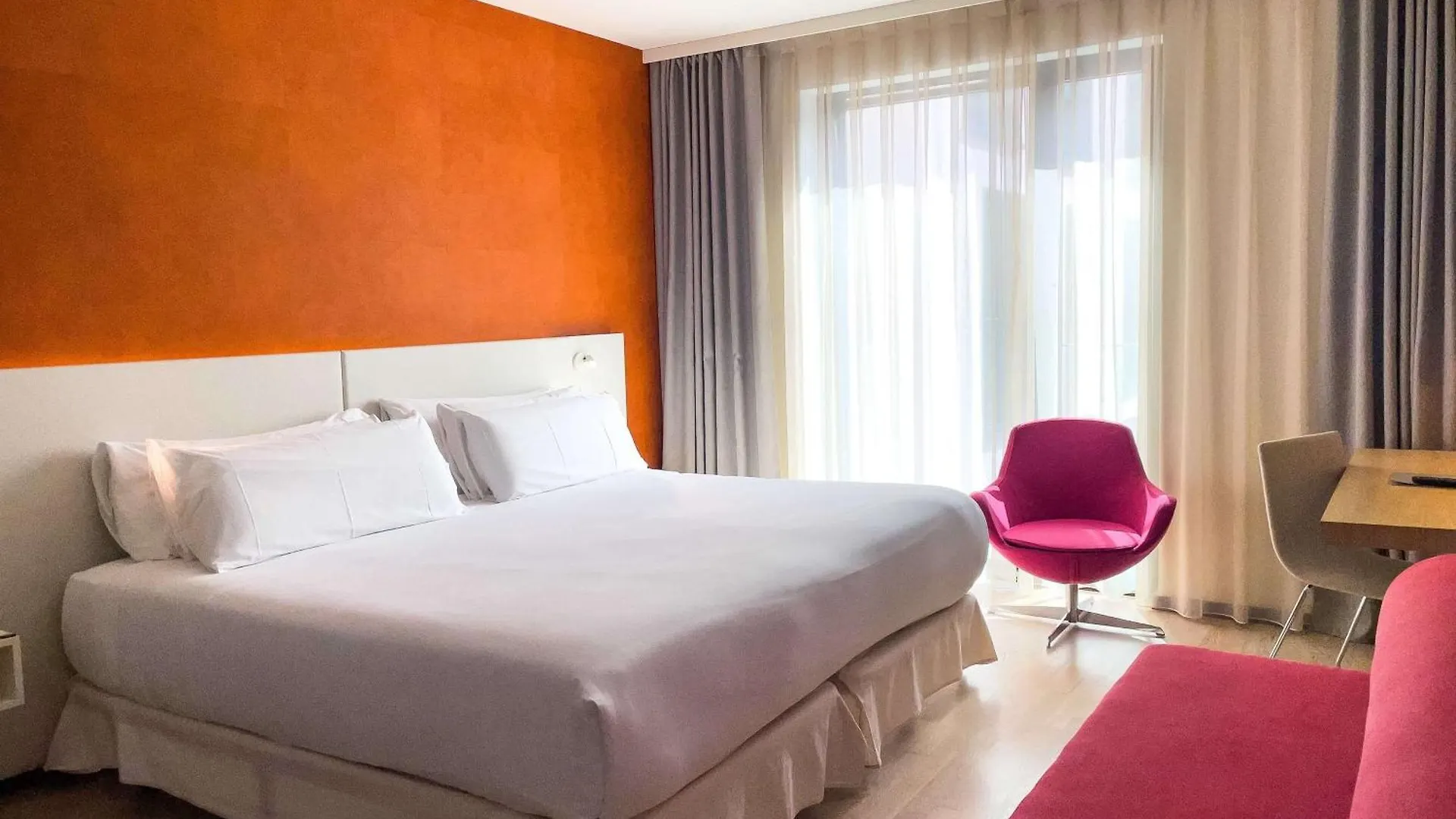 Отель Barcelo Гамбург Германия
